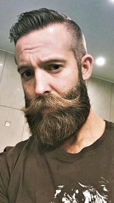 Handlebar Long Beard