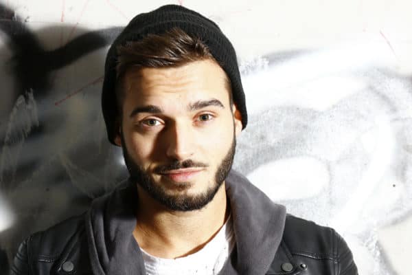 chin strap beard
