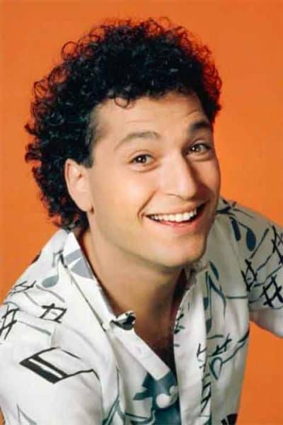 Comedian Howie Mandel with Curly Hair Comedian Howie Mandel with a full head of Curly Hair
