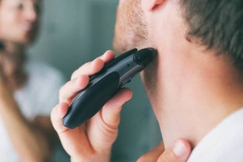 Clean neckline shaving Shaving your neckline with an electric razor