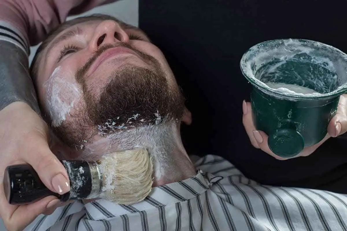 shaving neckbeard